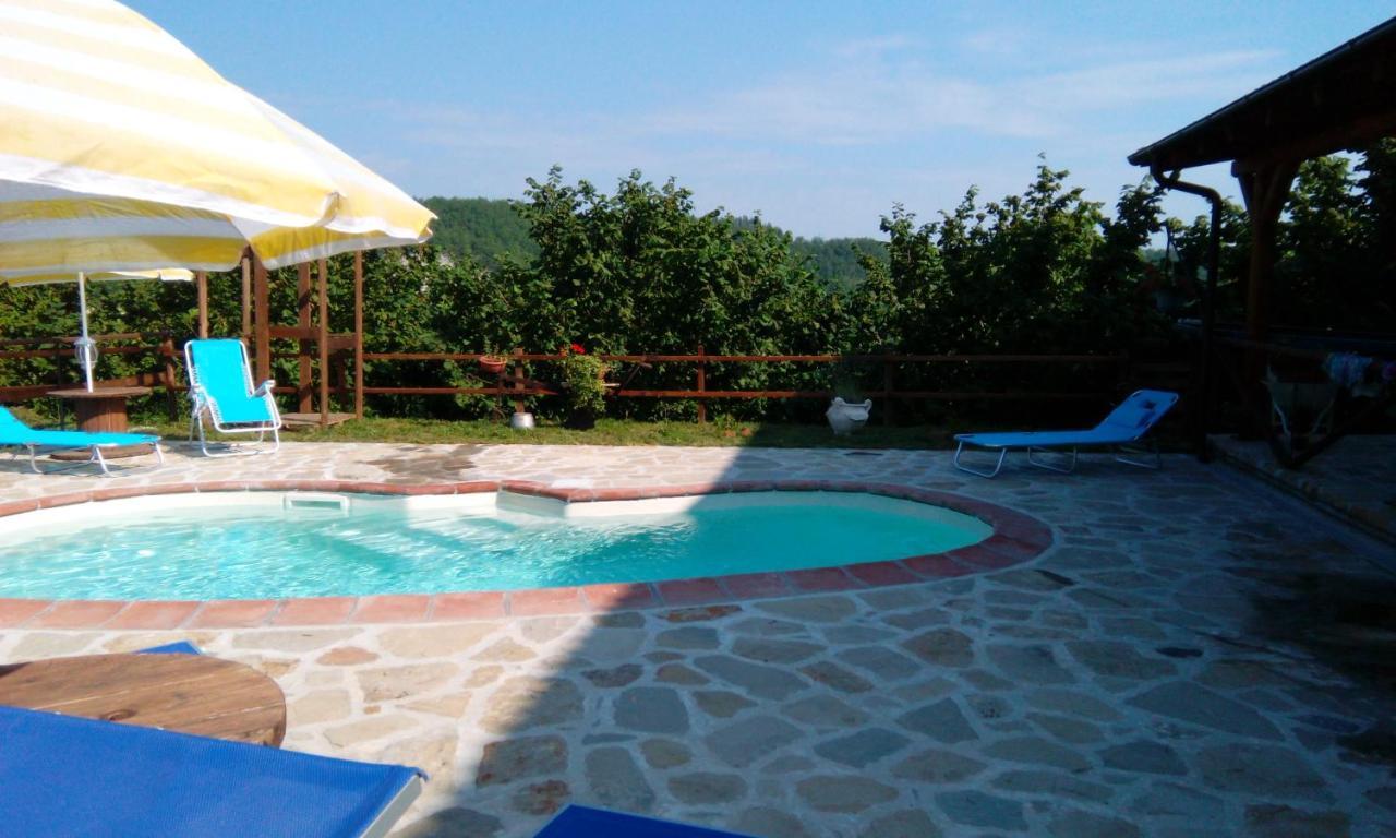 Agriturismo Nizur'In Roccaverano Exteriér fotografie